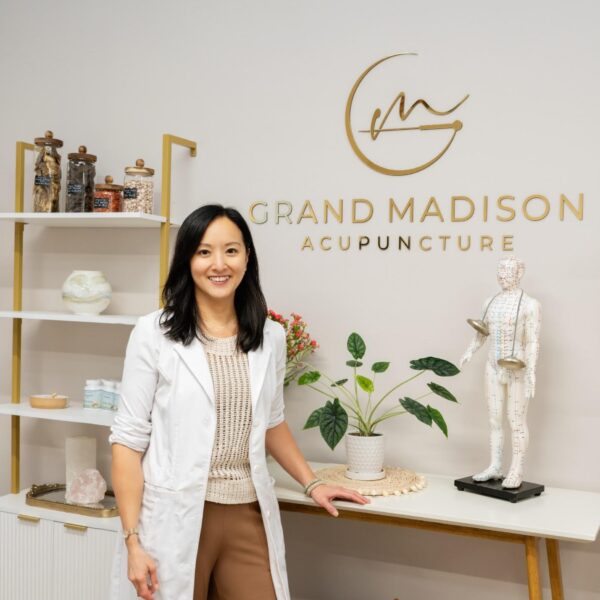 Dr. Erin Lee , Home