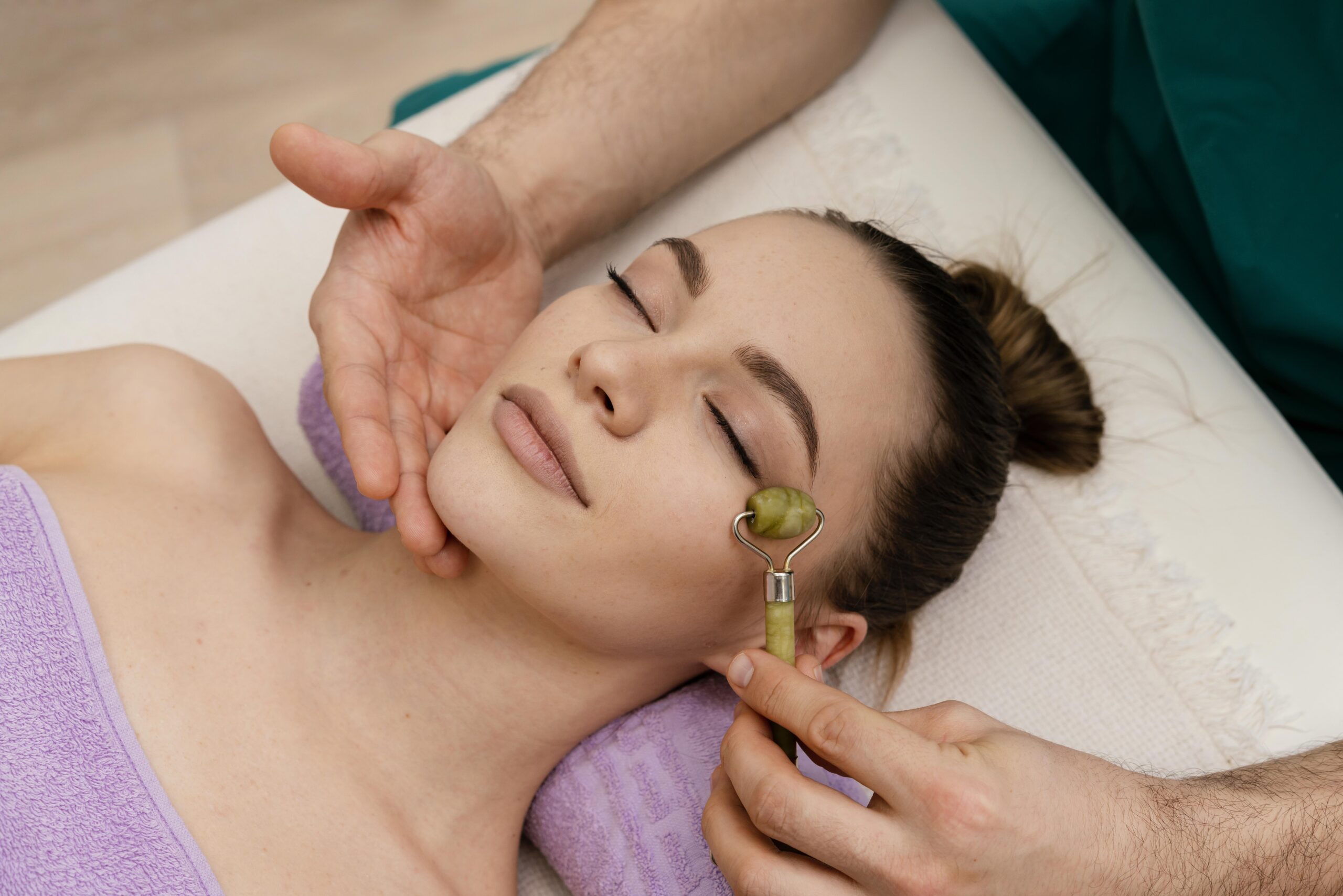 gua sha NYC, Why Gua Sha Is Becoming a Go-To Ritual in Midtown Acupuncture Circles